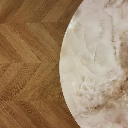 Pentagone 33 Stade De * Reims